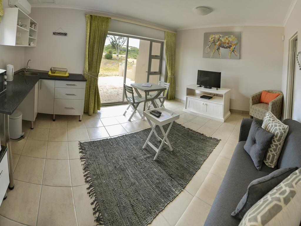 Addo River-View Lodge 콜체스터 외부 사진